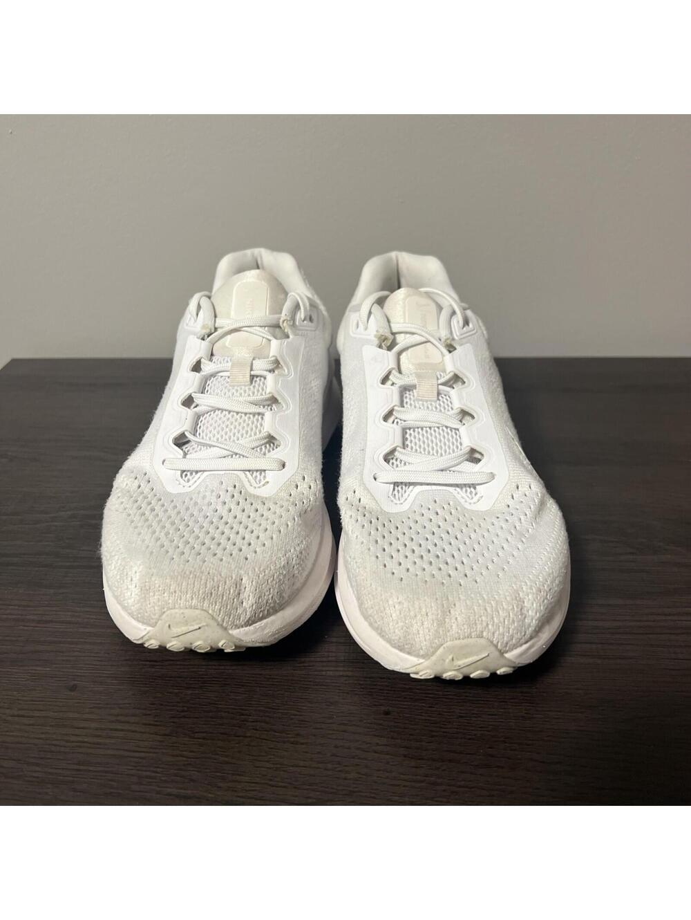 Nike Air Winflo 11 Womens Size 10 US White Photon Dust Running Shoes FJ9510-100 - Picture 2 of 9
